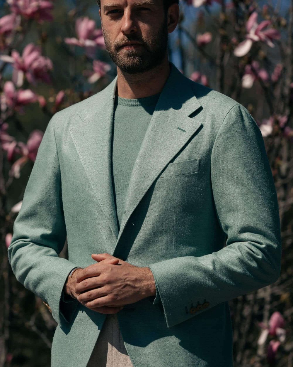 Mxw-mond-of-copenhagen-aw21-seafoam-silk-blazer-oatmeal-linen-trousers-4