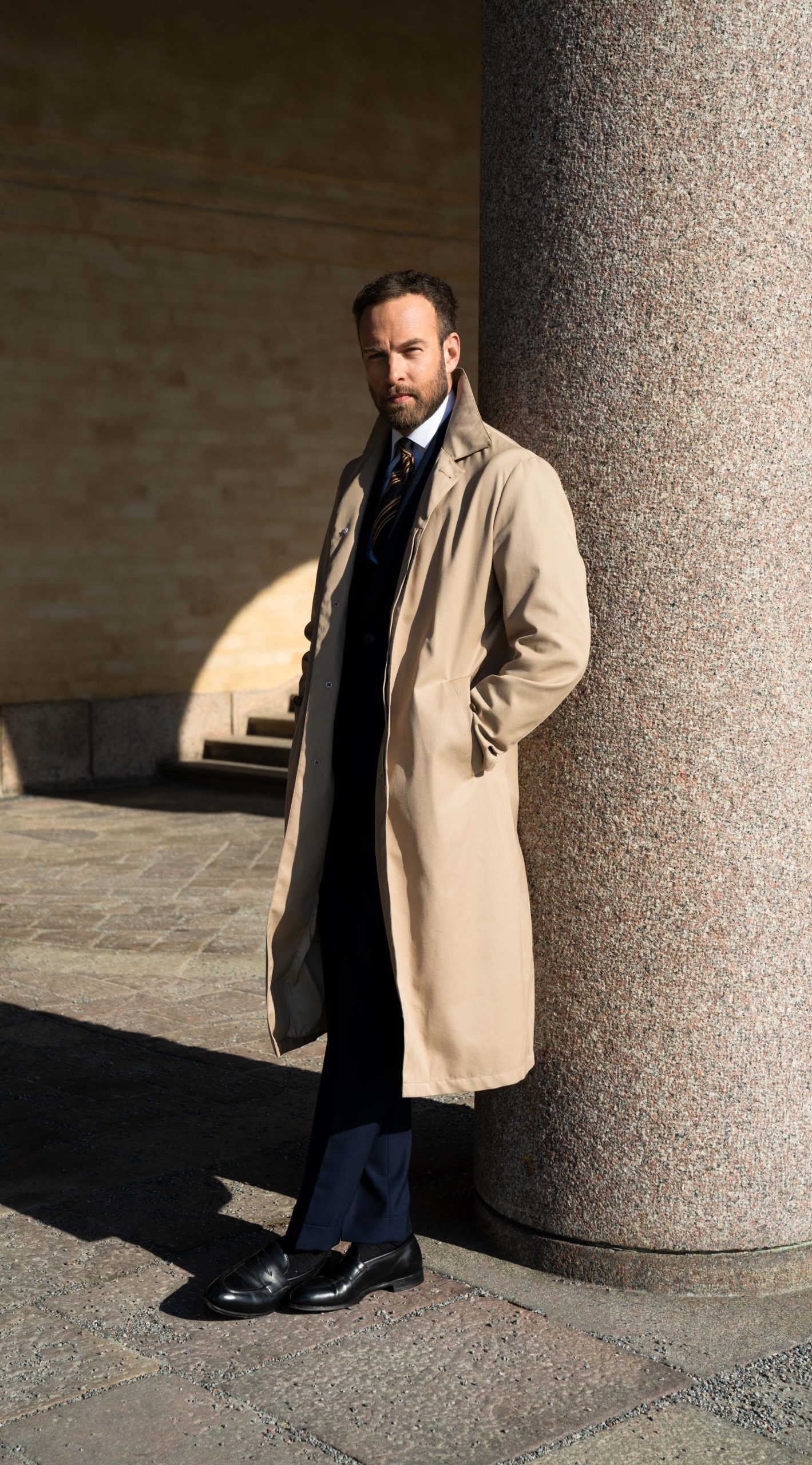 1 Andreas Weinas in a custom made Beige Twill Rain Repellent Car Coat by Mond