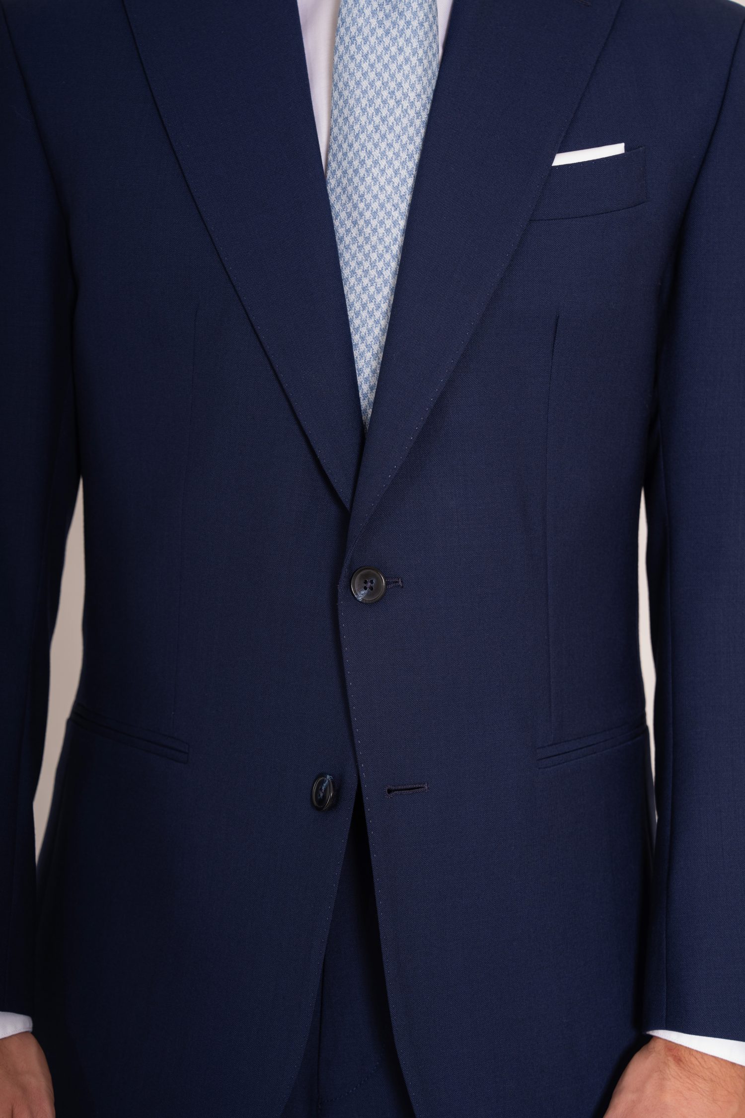 blue twistair suit custom made by mond details 2