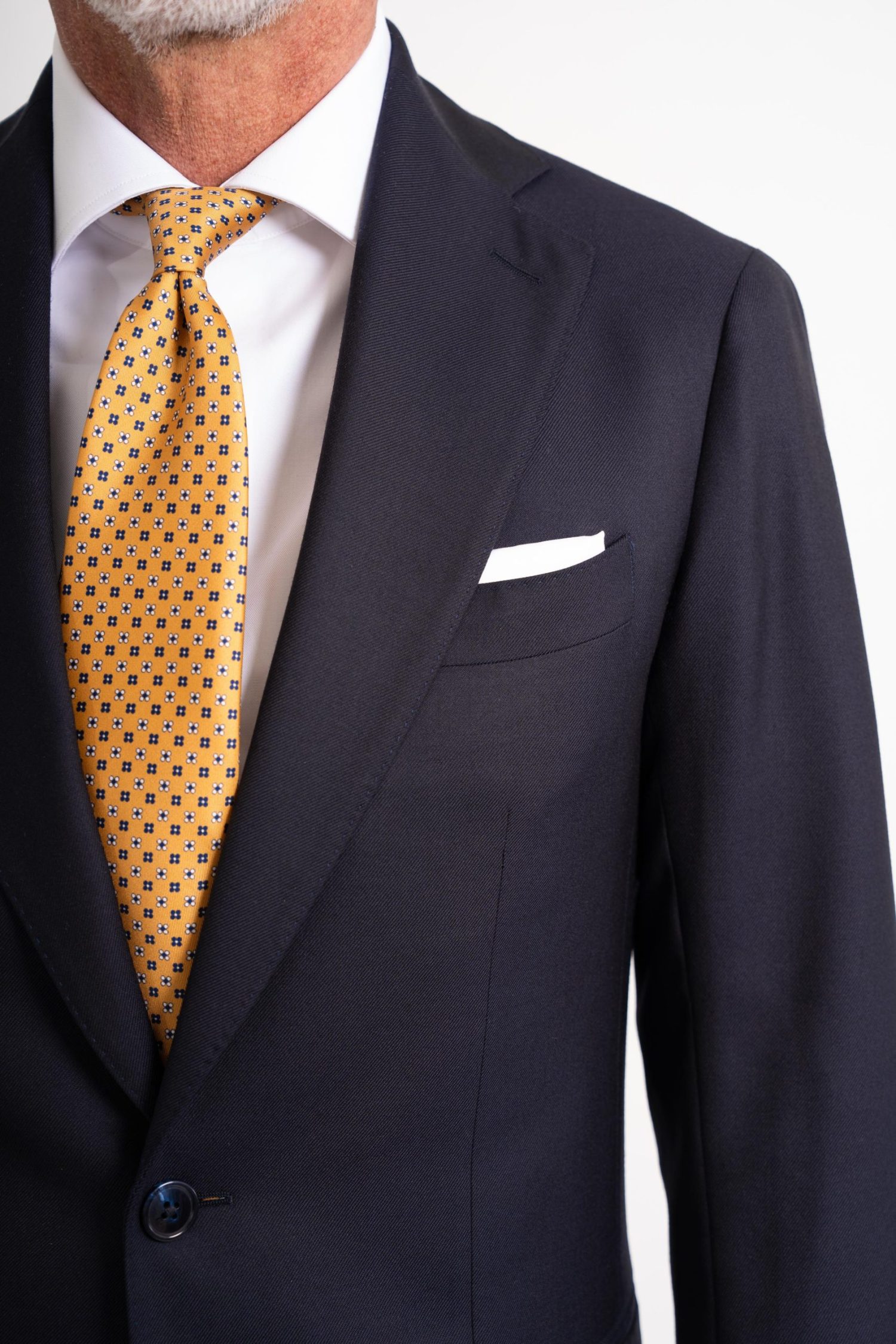 Mond Dark Navy Superior Wool Suit Details