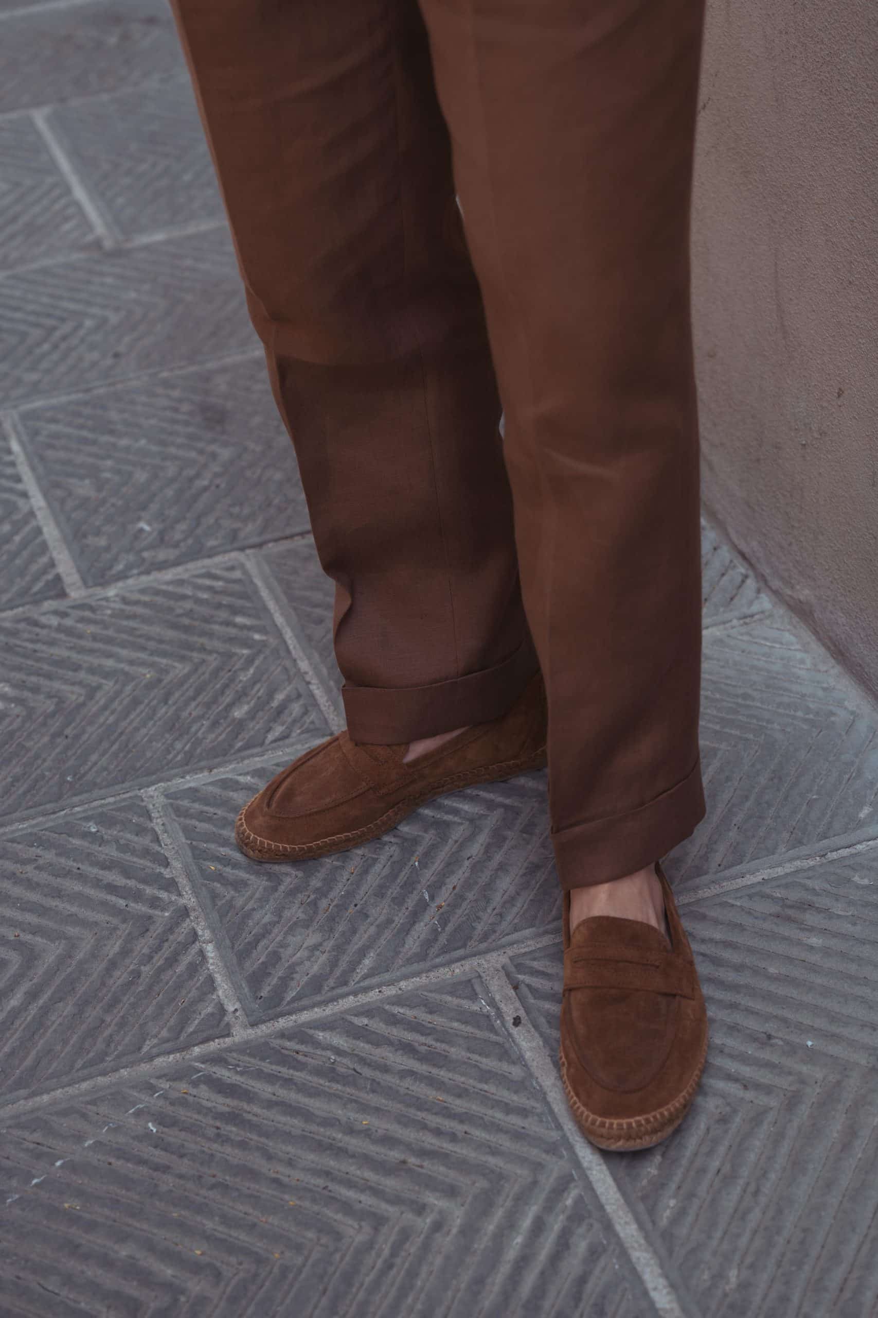 Brown linen suit by mond of copenhagen matched with suede espadrilles at pitti uomo