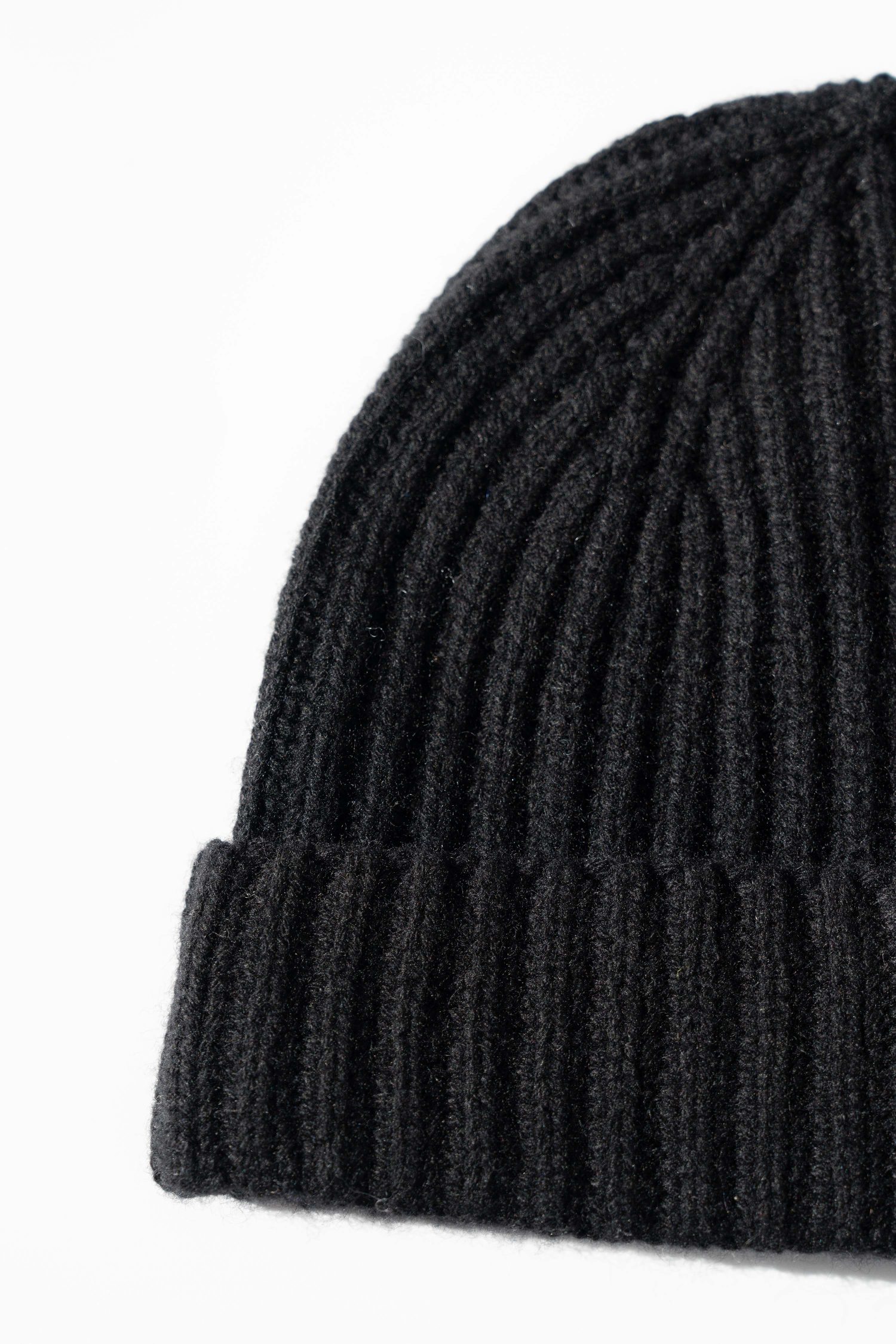 Black Beanie by mond