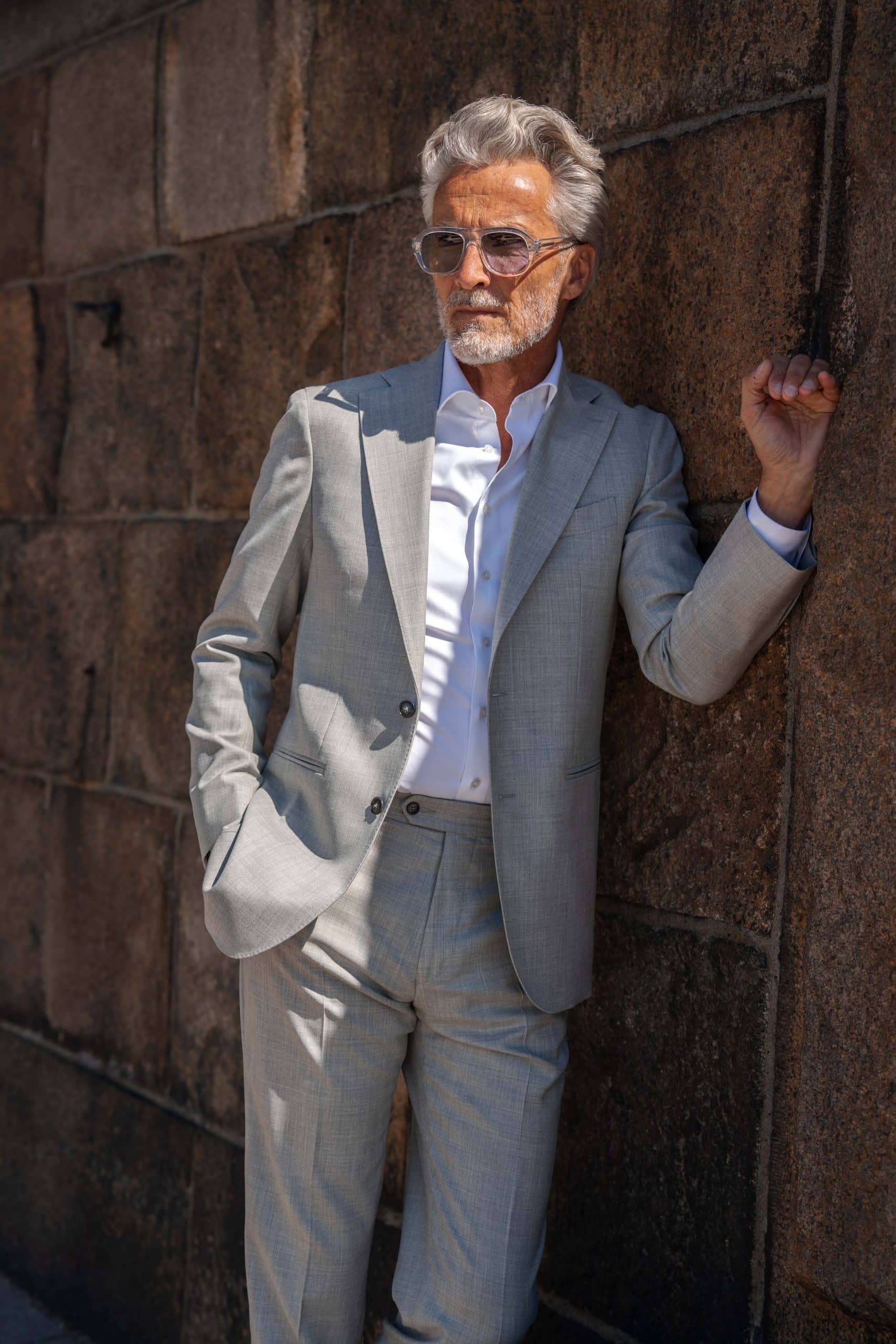 Light grey superior wool suit by mond