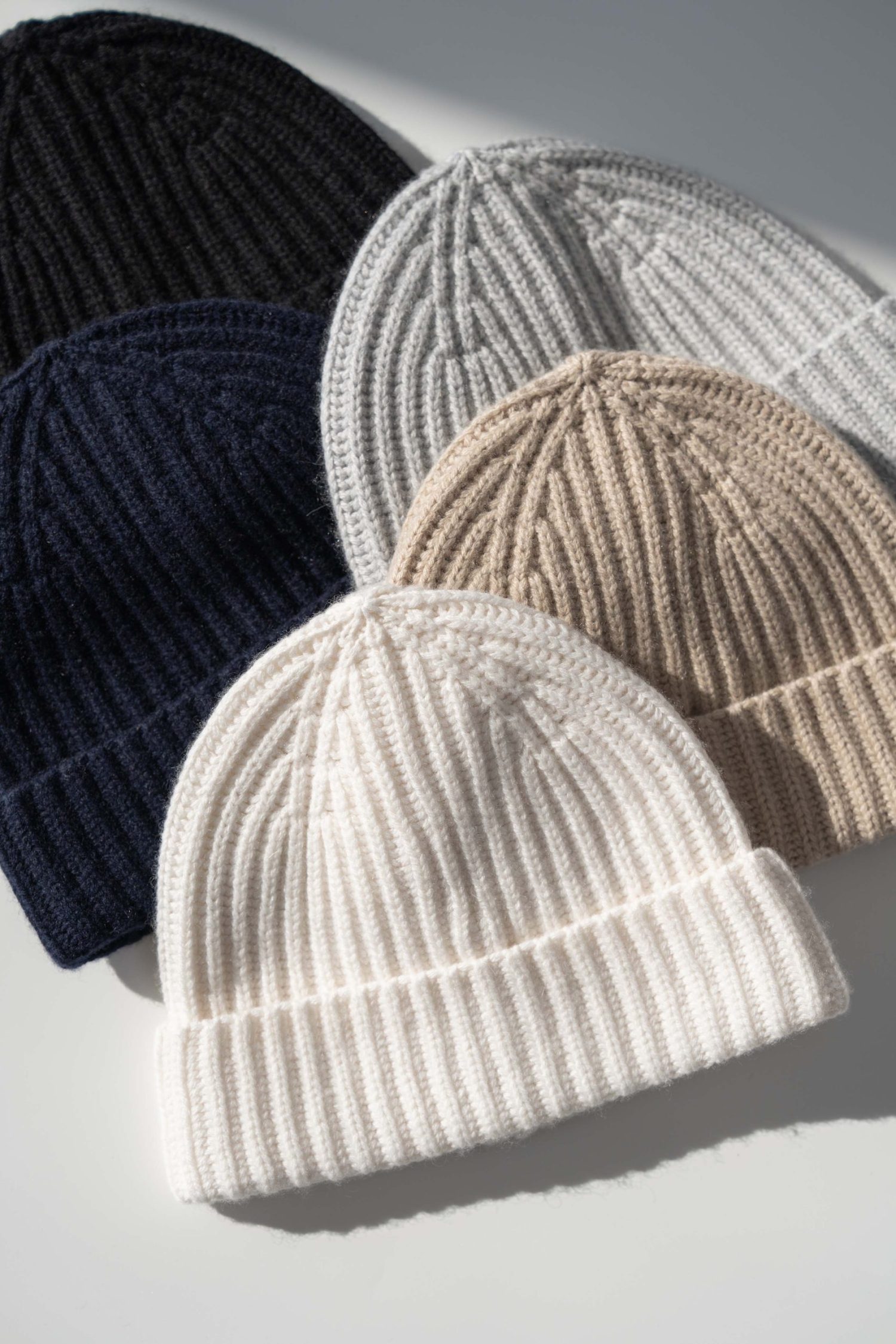 Wool and Cashmere Beanies made in Italy by mond