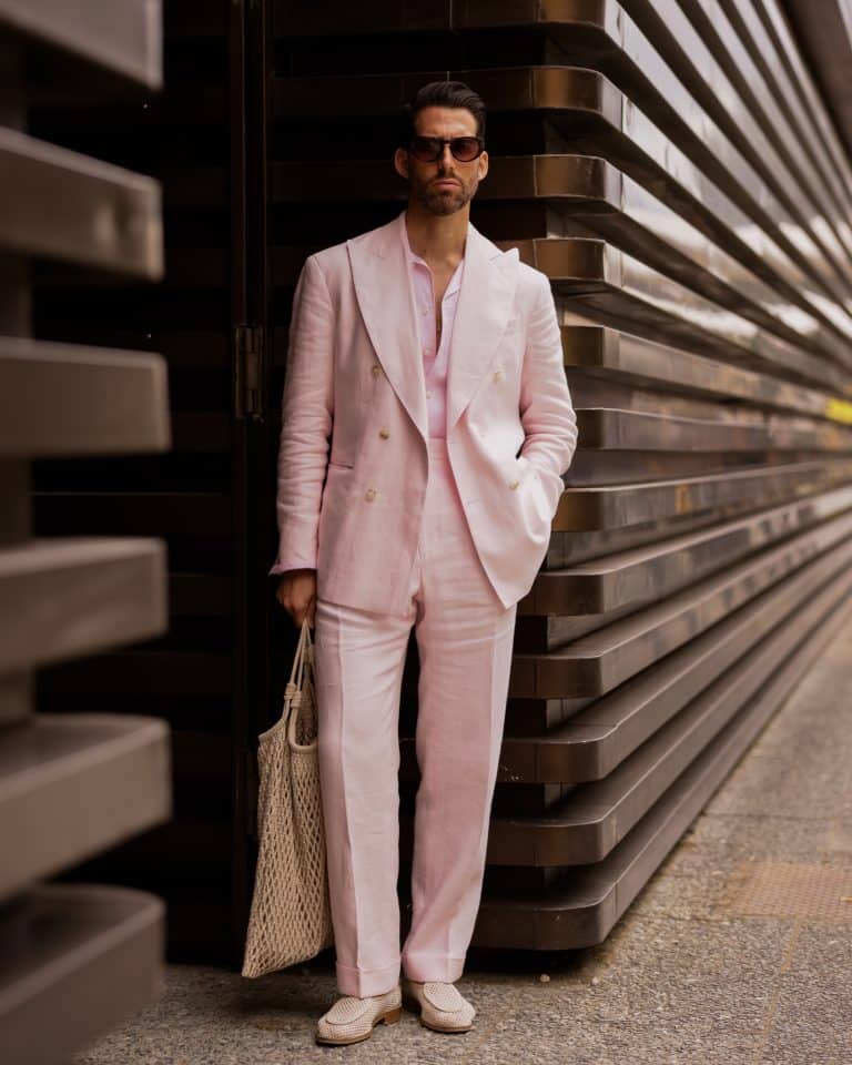 Carlos domord at pitti uomo wearing a tonal pale pink outfit, pale pink suit and shirt by mond of copenhagen. 8