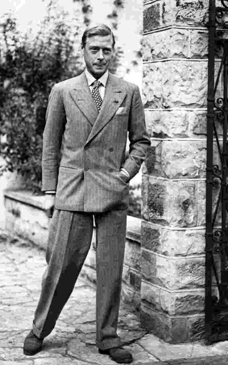 Duke of Windsor in a double breasted suit