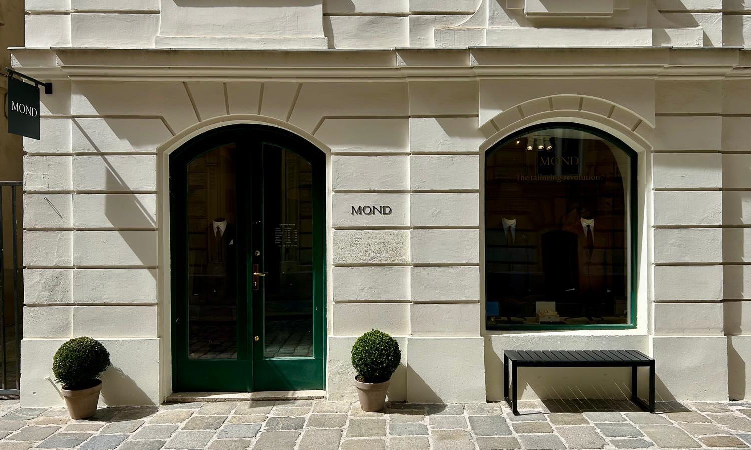 Mond vienna store-2