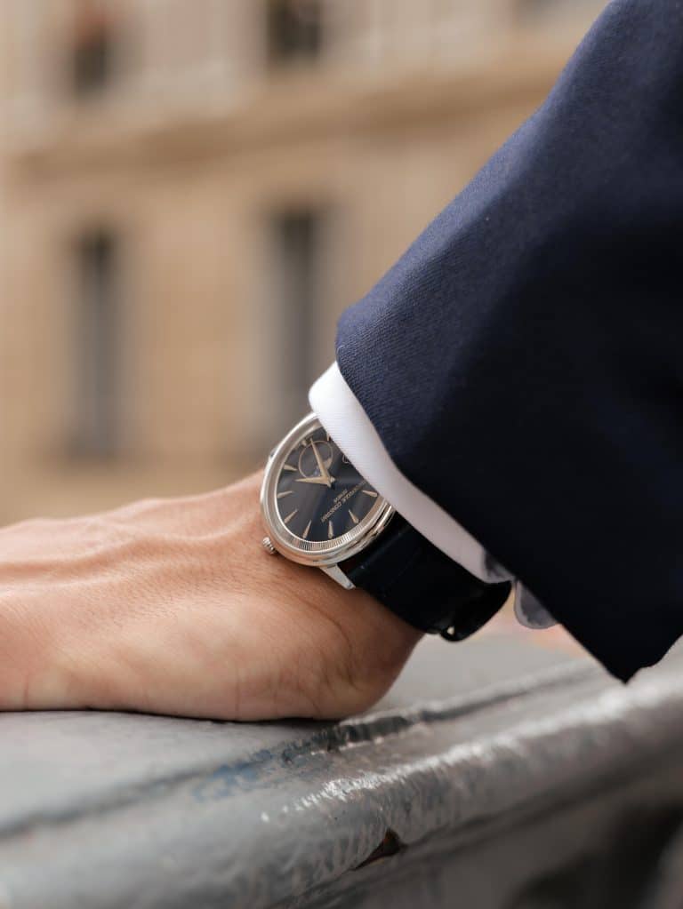 Suit accessories for our navy wool² suit