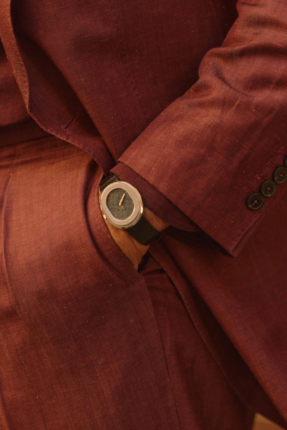 Giorgio Giangiulio At Pitti Uomo 110 Wearing A Burgundy Herringbone Suit Custom Made By Mond Giorgio giangiulio at pitti uomo 110 wearing a burgundy herringbone suit custom made by mond
