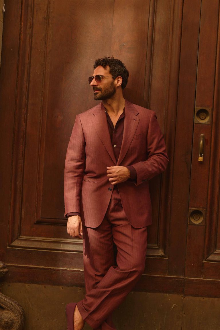 Giorgio giangiulio at pitti uomo 110 wearing a burgundy herringbone suit custom made by mond 7