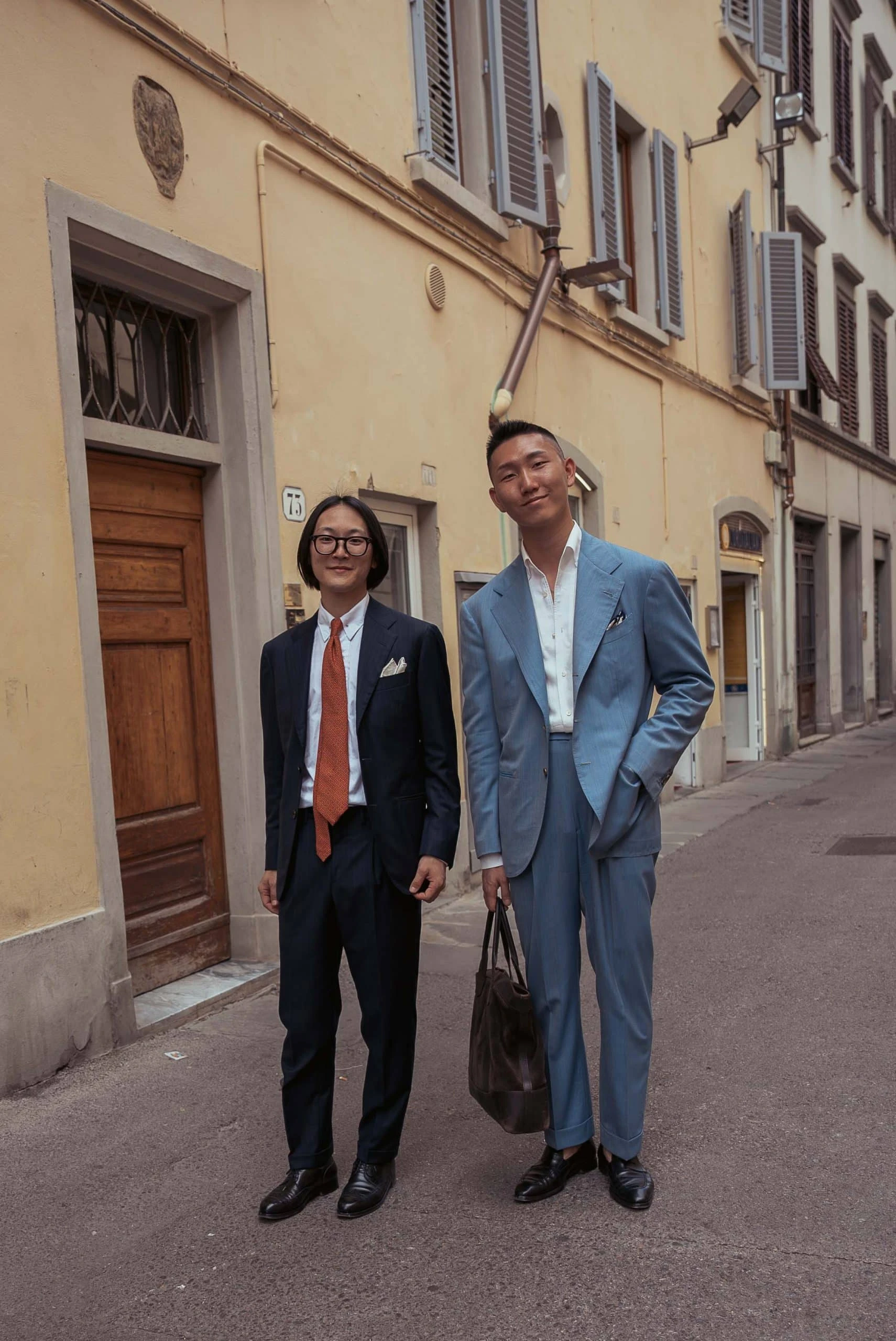 navy blue and blue suits at pitti uomo 104