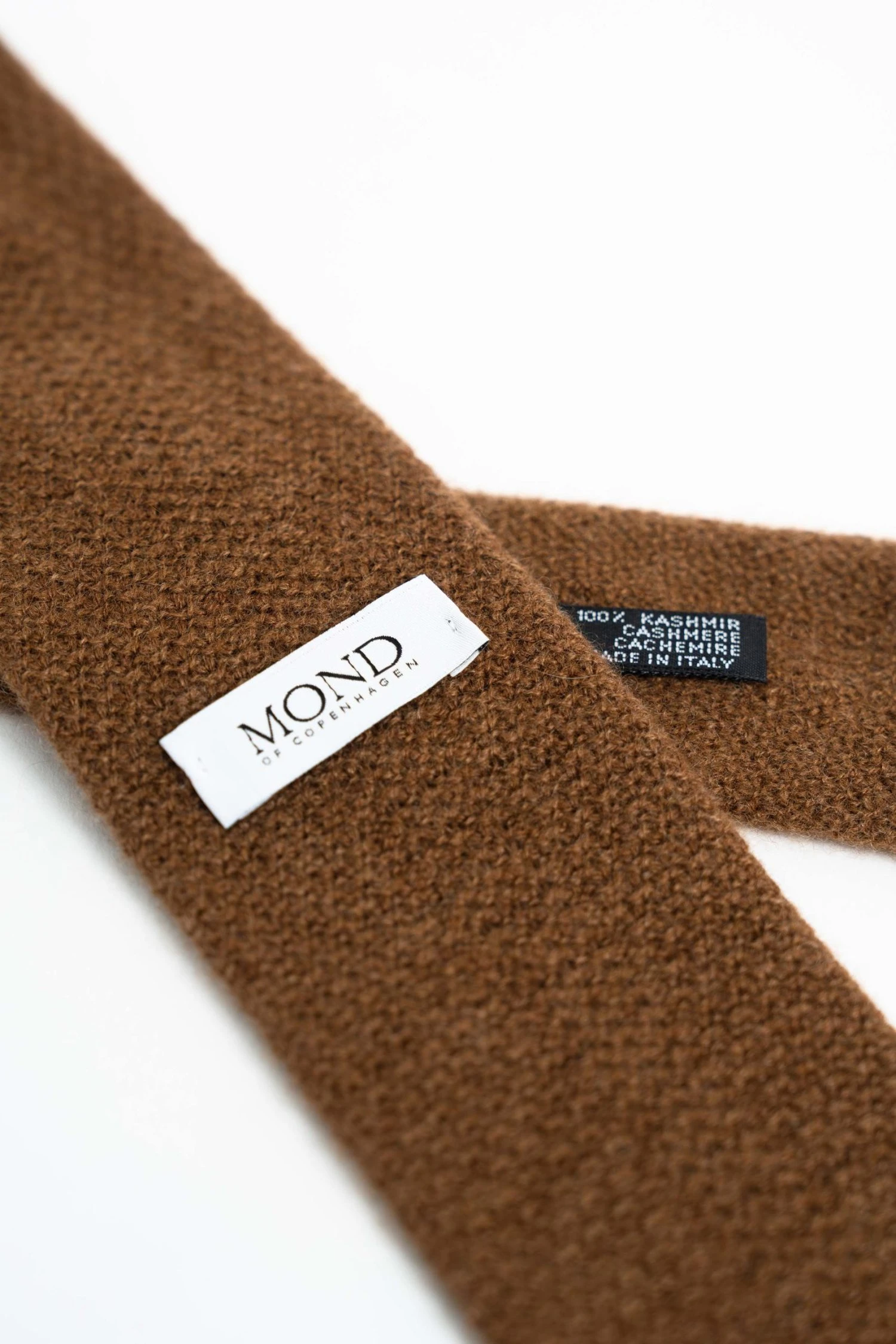 Closeup Light Brown Cashmere Knit Tie by Mond of Copenhagen