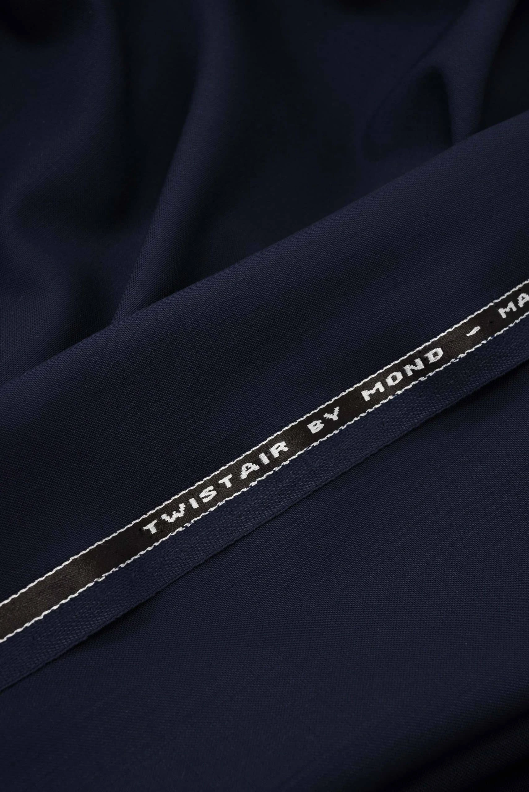 twistair suiting fabric by mond of copenhagen